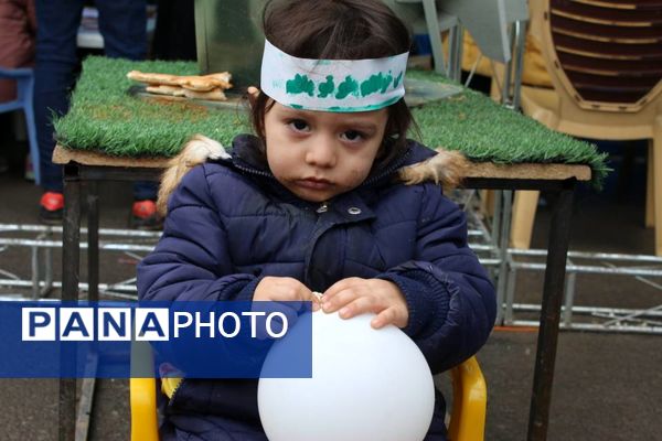 شادپیمایی خانوادگی جشن نیمه شعبان در قم