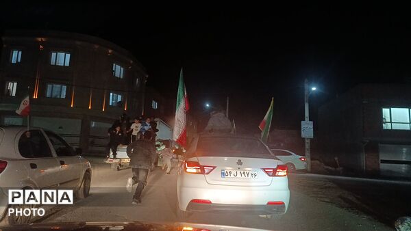 جلوه هایی از حضور باشکوه مردم آشخانه در راهپیمایی