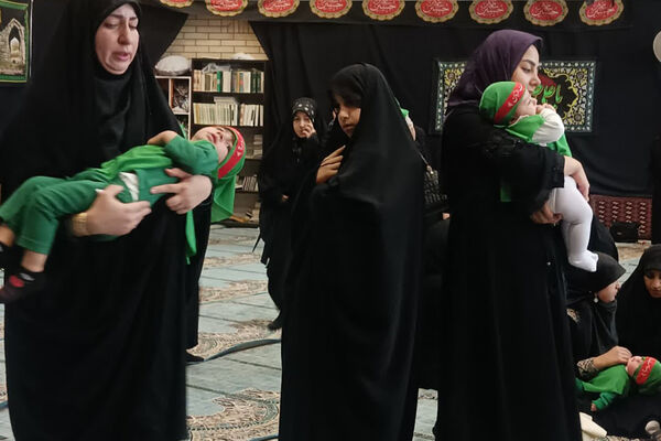 همایش شیرخوارگان حسینی، لاله‌های سرخ در آغوش مادران