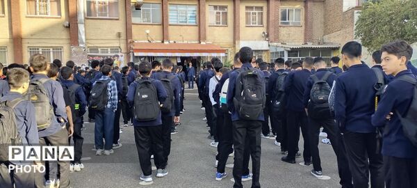  آغاز سال تحصیلی در راهنمایی شهید فاضلیان