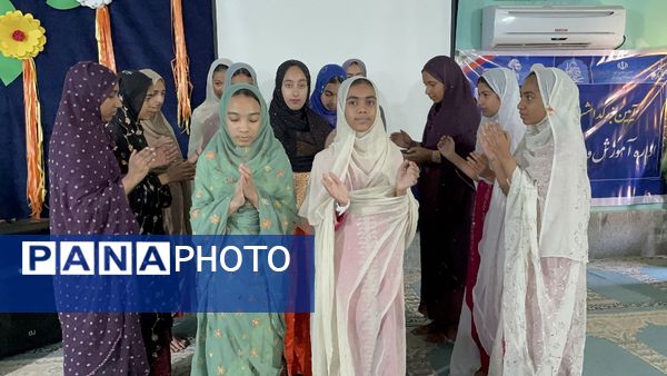 مراسم بزرگداشت مقام معلم در جزیره هرمز