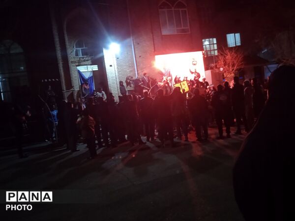 حضور یکپارچه مردم روستای آبنیه در وداع با امام خامنه‌ای