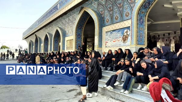 حزن عاشورایی در گلزار شهدای سیدمحمد کازرون