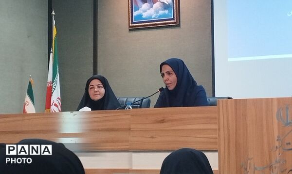 نشست اختصاصی بانوان خلیل‌آباد با معاون سیاسی اجتماعی استانداری خراسان رضوی
