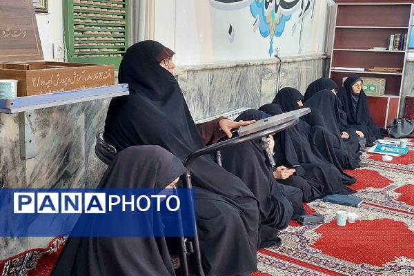 جلسه اعضا شورا و فرماندهان کانون بسیج فرهنگیان شهید مطهری ۲ ناحیه ۲