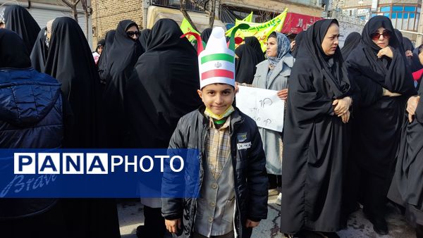 راهپیمایی باشکوه یوم الله ۲۲بهمن در شهرستان خواف