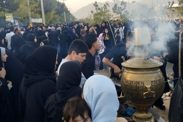 پیاده روی جاماندگان اربعین در کاشمر