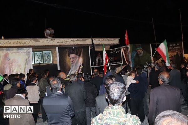 راهپیمایی باشکوه شبانگاهی در کوهنانی و اعلام حمایت مردم از رهبر انقلاب اسلامی  