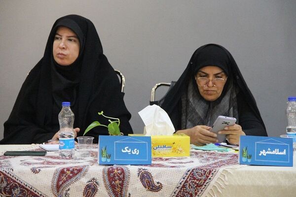 تبیین سیاست‌های ساماندهی منابع انسانی معاونت پرورشی و فرهنگی شهرستان‌های استان تهران در سال تحصیلی ۱۴۰۴-۱۴۰۳