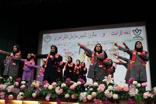 گرامیداشت دهه کرامت و بیست و ششمین سالروز تاسیس سازمان دانش‌آموزی، در منطقه ۱۰