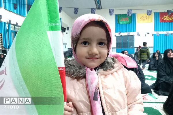 مهر و مقاومت کودکان و نوجوانان دیشموک به یاد شهدای میناب