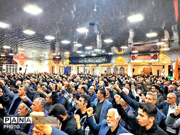 مراسم وداع با شهید پاسدار محمد صادق نظافتی در کاشمر