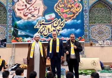 آیین اعتکاف دانش آموزی اعضای پیشتاز در شهرستان سلماس