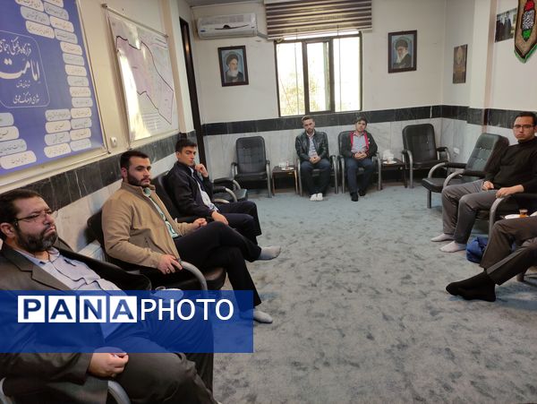 جلسه مشاوره تحصیلی برای دانش‌آموزان دبیرستان نمونه دولتی گل نراقی 3