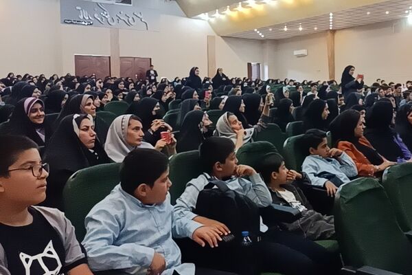همایش دانش‌آموزی تربیت دینی و قرآنی در شیراز 