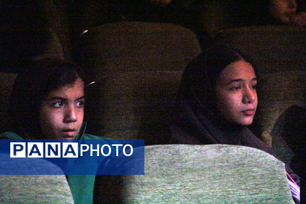 جشنواره هنرهای نمایشی در شریف الدین علی در شهر یزد