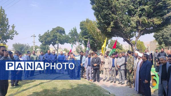 تجمع دانش‌آموزان کمیجانی‌ در محکومیت جنایات رژیم‌جعلی‌اسرائیل