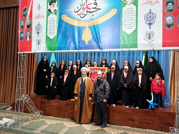 راهپیمایی مردم فریدونکنار در یوم الله 22 بهمن