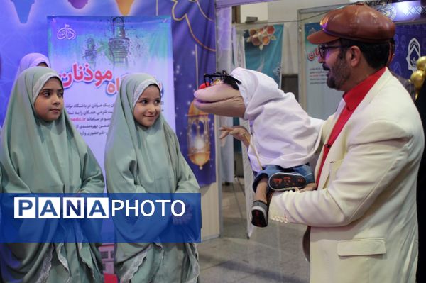  حال هوای غرفه وزارت آموزش و پرورش در سی و دومین نمایشگاه بین‌المللی قرآن کریم 