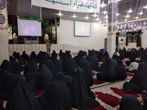سفری در دل هشت‌ سال دفاع‌ مقدس