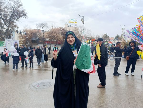 حضور چشمگیر مردم بجنورد در راهپیمایی ۲۲ بهمن