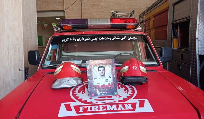 دانش‌آموزان دبستان توفیق مهمان آتش‌نشانی شهر