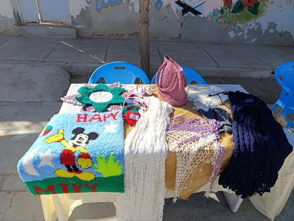 شور و هیجان هفته فرهنگ و هنر در دبستان خدیجه کبری ابرکوه