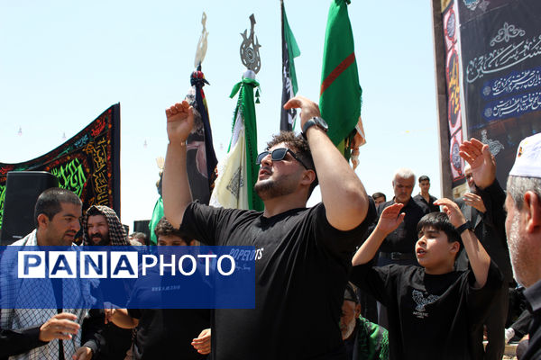 عزاداری تاسوعای حسینی در شهر درق 