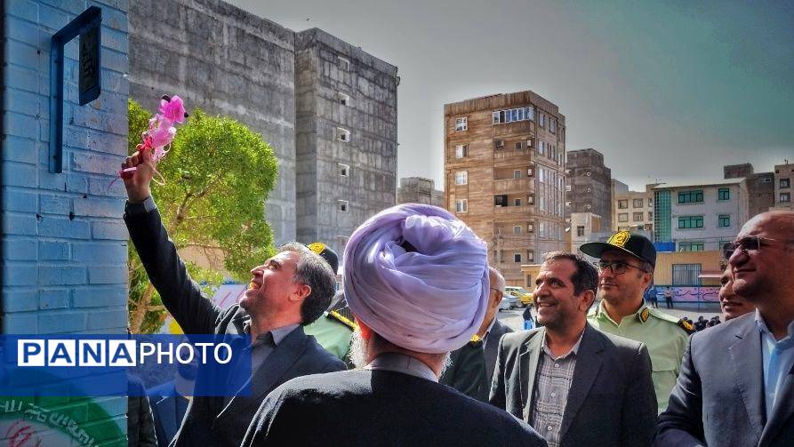 نوای زنگی به رنگ مهر و مقاومت در دبیرستان متوسطه دوم الزهرا (س) پیچید