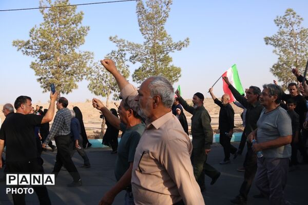 تشییع پیکر شهید محمدمهدی رضایی نصرآبادی در یزد