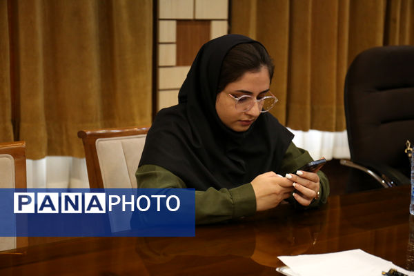 نشست روح الله رشیدی عضو شورای شهر تبریز با اصحاب رسانه