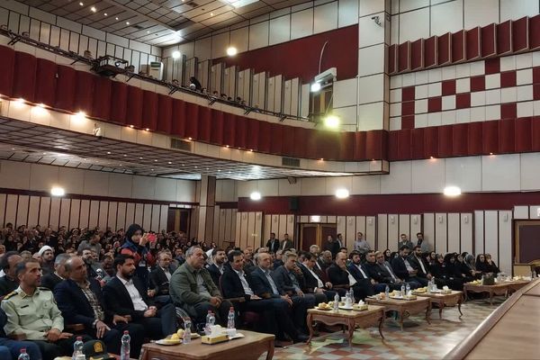 آیین تکریم و معارفه مدیرکل آموزش و پرورش فارس