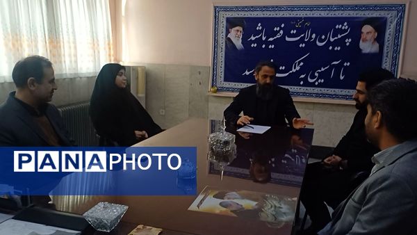 افتتاحیه نمایشگاه فرهنگی هنری هفته ماها