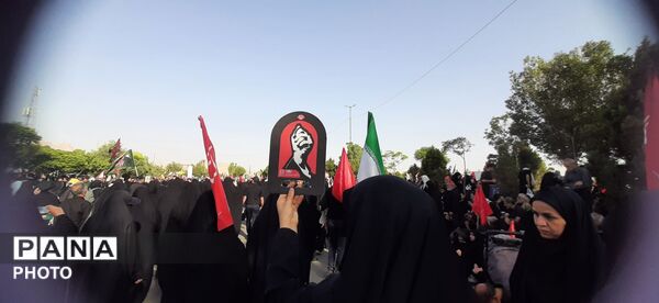 وقتی یک ملت به بدرقه ات آمد