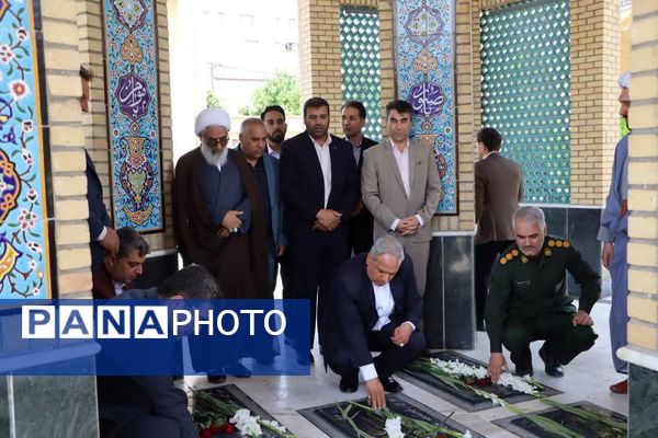  سخنرانی مدیر کل آموزش و پرورش شهرستانهای استان تهران پیش از خطبه‌های نماز عبادی و سیاسی جمعه ورامین به مناسبت هفته بزرگداشت مقام معلم 