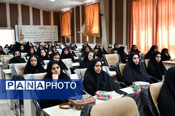 جشن ستارگان آموزش و پرورش مه‌ولات