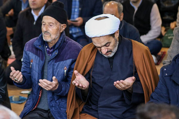 نماز عید فطر در مصلای امام خمینی (ره) ارومیه