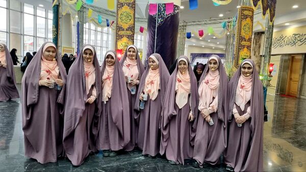 همایش زیست عفیفانه با موضوع عفت و حجاب در تالار ایوان‌ری