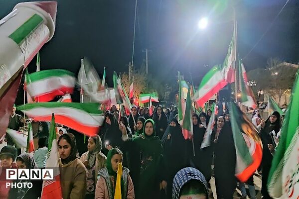 حضور تاریخ ساز و سراسر حماسه مردم در خیابان های شهر بار