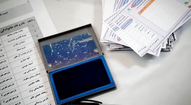 دانش‌آموزان اهوازی با رأی خود در ناحیه ۴، مشارکت و همدلی را معنا کردند