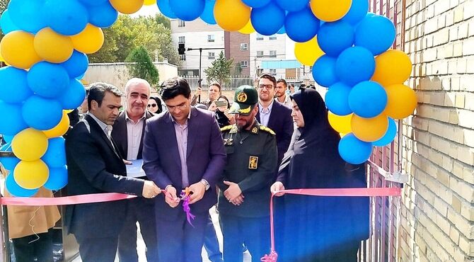 زمین چمن مصنوعی مدرسه بوستان ۲ مراغه به نام شهید ماکان نصیری افتتاح شد