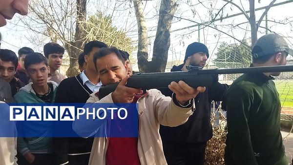 مسابقات تیراندازی یادواره شهدای امنیت دانش آموز نیشابوری 