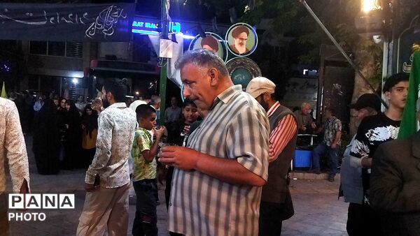 چایخانه فاطمه الزهرا در نود و نهمین شب از اجتماعات مردمی 