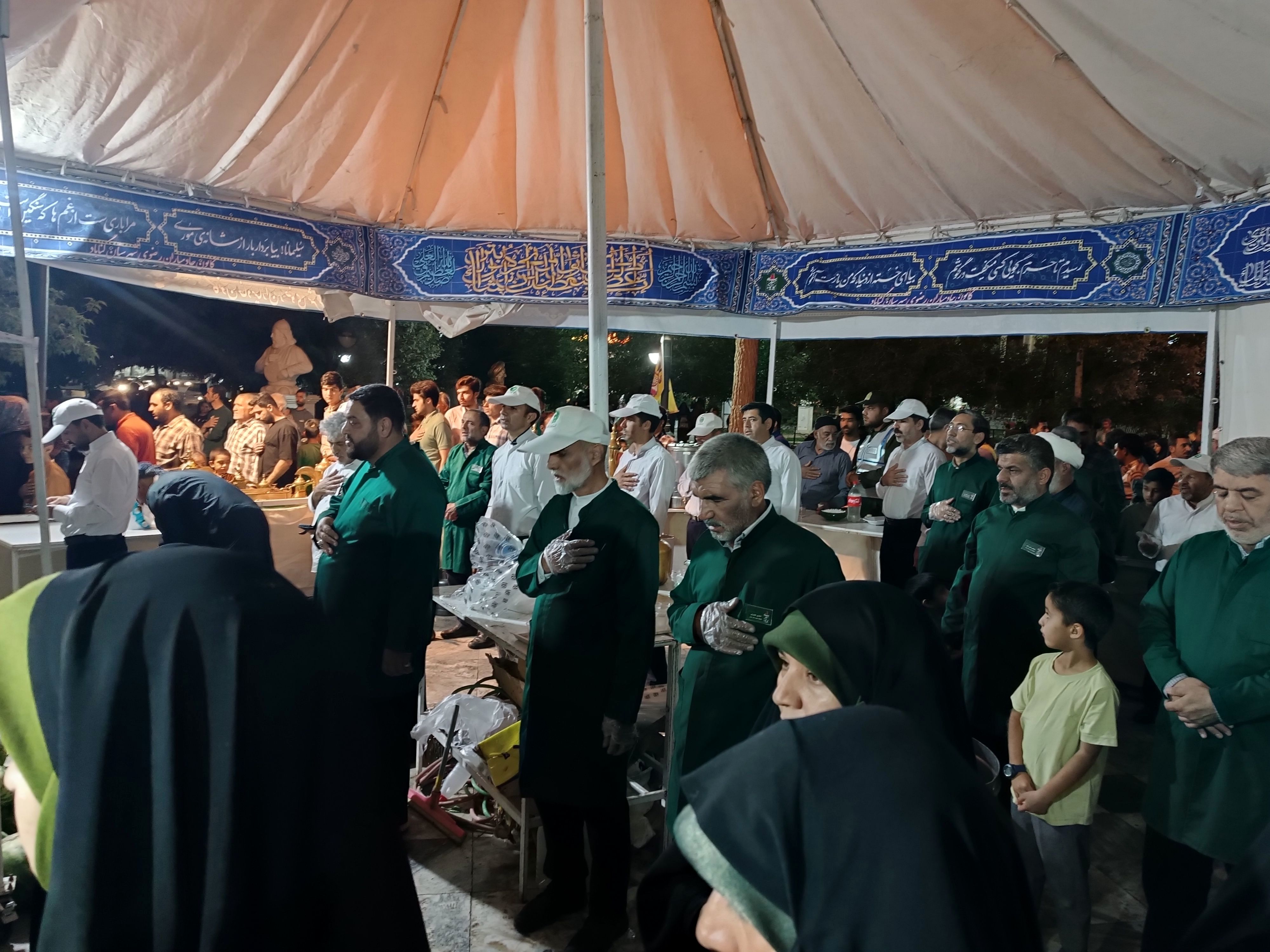 میلاد نور و جشن کرامت و محبت در دیار قنات