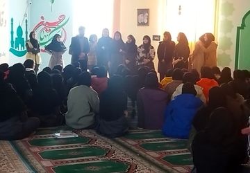 کلاس آموزشی آداب تشریفات و شناسایی استعدادها در دبیرستان عفت کوهدشت برگزار شد 