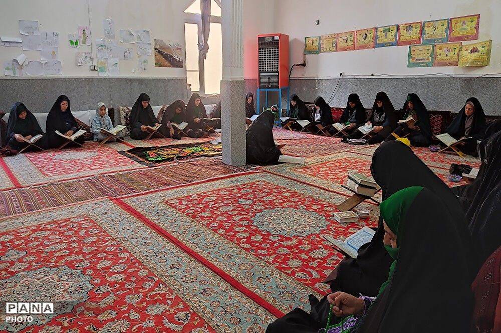 محفل انس با قرآن کریم در مسجد جامع شهر بار