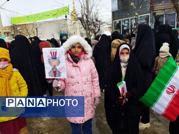 راهپیمایی یوم الله ۲۲ بهمن در شهر راز