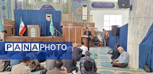 گرامیداشت روز معلم در نماز جمعه لردگان 