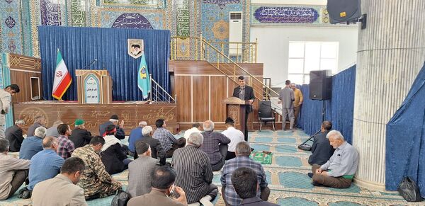 گرامیداشت روز معلم در نماز جمعه لردگان 