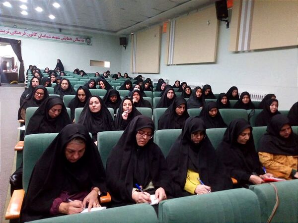 جلسه توجیهی معاونین و مربیان پرورشی مدارس کاشمر